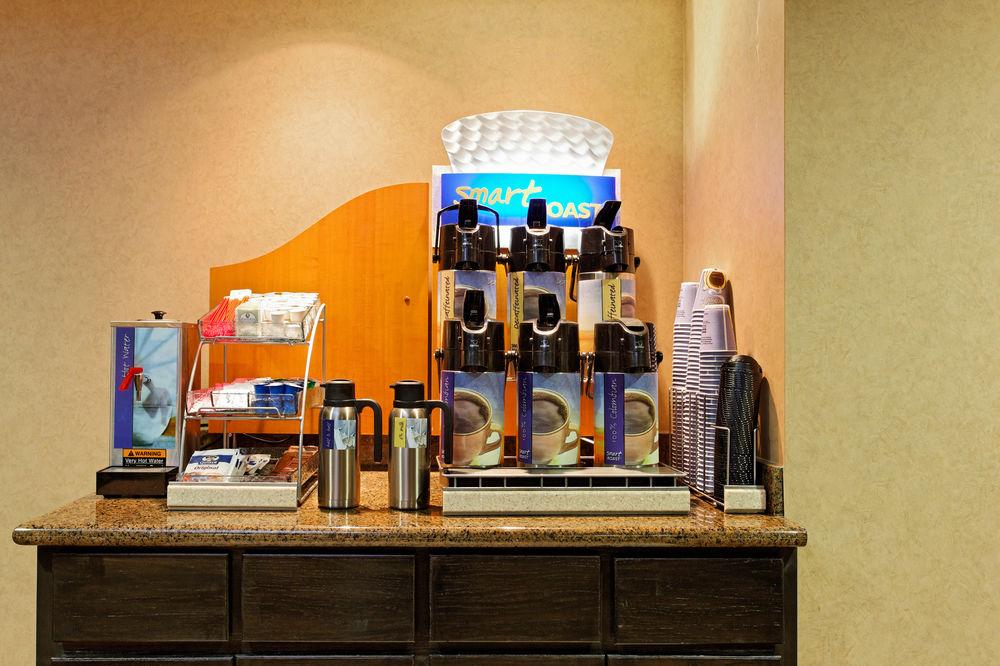 Holiday Inn Express & Suites Ozona By Ihg Extérieur photo