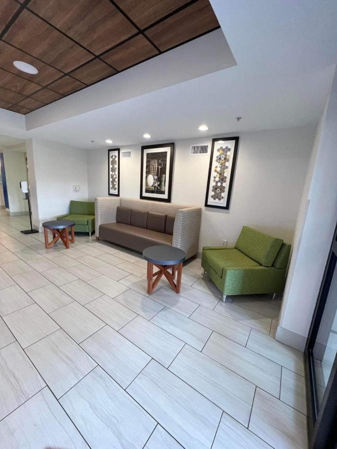 Holiday Inn Express & Suites Ozona By Ihg Extérieur photo