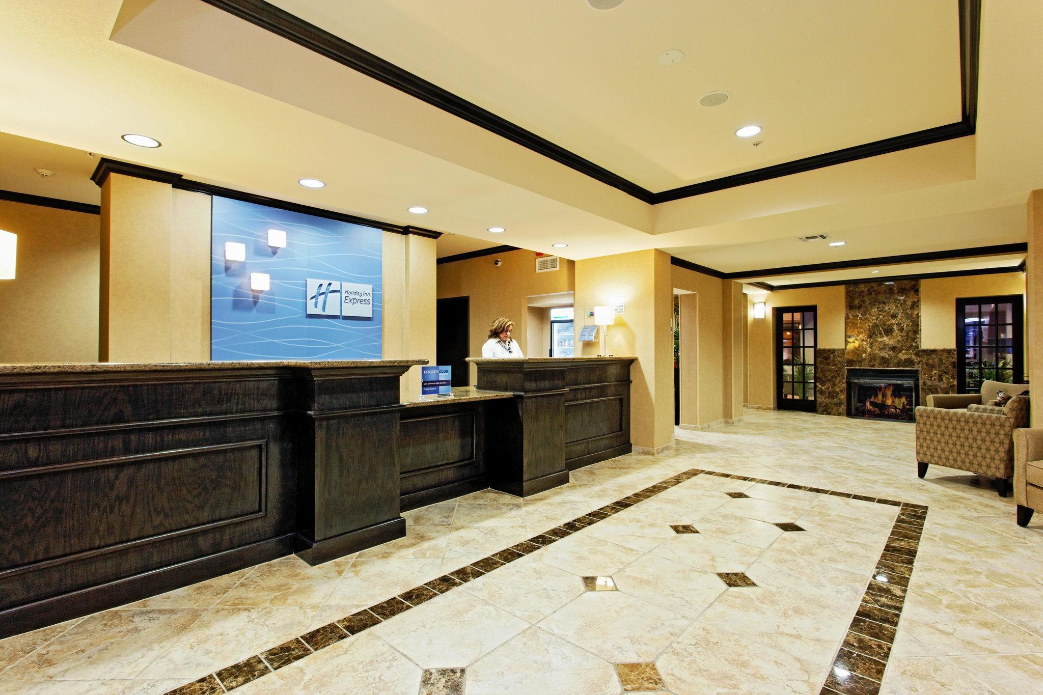 Holiday Inn Express & Suites Ozona By Ihg Extérieur photo